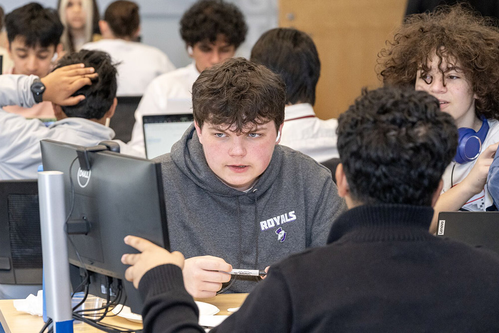 CEASSBU's tweet photo. On April 23, the Office for Research and Innovation and the Center of Excellence in Wireless and Information Technology hosted a day-long hackathon. The theme was “Coding Innovation for Digital Resilience.”

Read more: https://t.co/RPzJEyEx1U

#Engineering #Hackathon #StonyBrookU https://t.co/lu9EdcJWlj