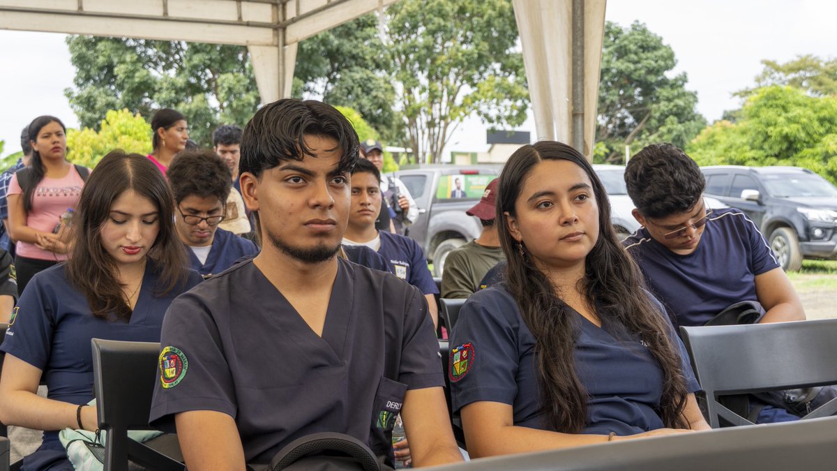 UTMManabi's tweet photo. Durante el evento se conocieron los avances de esta importante obra que contempla la construcción de aulas y oficinas para la facultad, con una inversión de $845.146,59, beneficiando a la comunidad universitaria y fortaleciendo las condiciones para el aprendizaje y el desarrollo https://t.co/pwo01ei4Sn