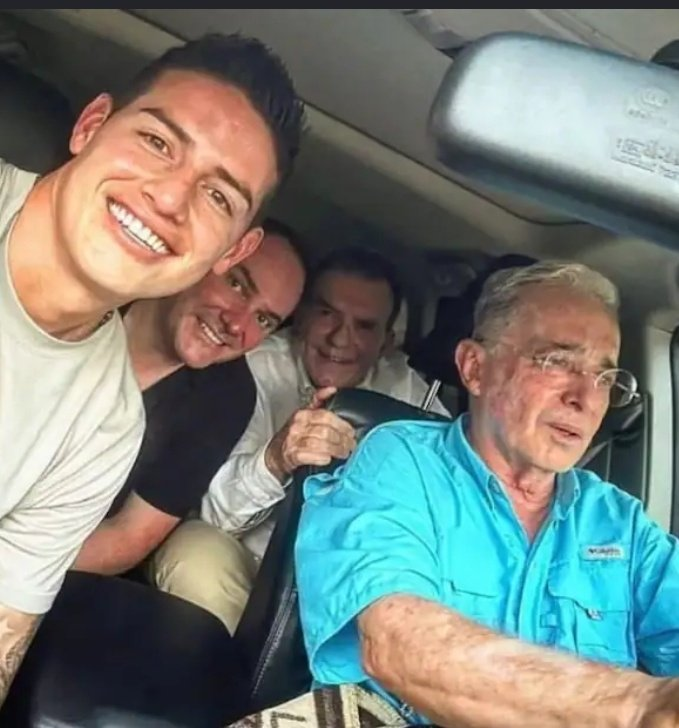 revisandopaja's tweet photo. que mas se puede esperar de esta escoria @jamesdrodriguez https://t.co/EsMbnEntT5