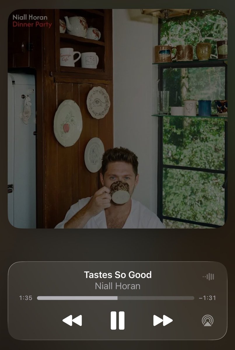 mustbethinker's tweet photo. 1. taste so good

i’ve heard it on live before that so nothing new to me — but love the music https://t.co/1swp5T98eg