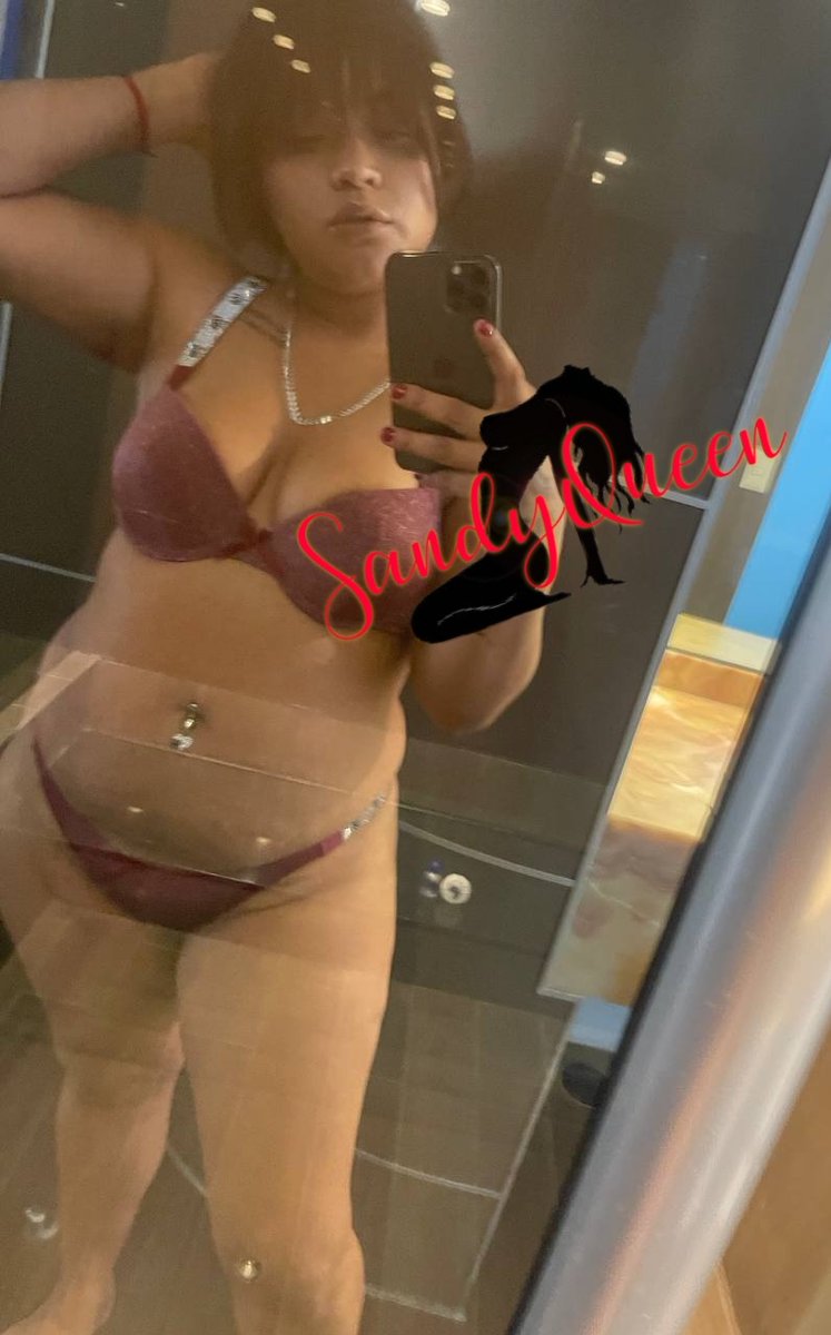 SandyQueenBaby's tweet photo. Ya se siente el fin de semana y toca pasarla rico encima de 2 🍆 nuevas 

Será que me destrocen hasta hacerme llorar de placer....? 

Rt⬅️

Corran a mi comunidad GRATIS 
https://t.co/WDZV6386bM

Allá podrán ver como la pasa en mis citas y mi nuevo contenido al momento https://t.co/ZJovXnhqyt