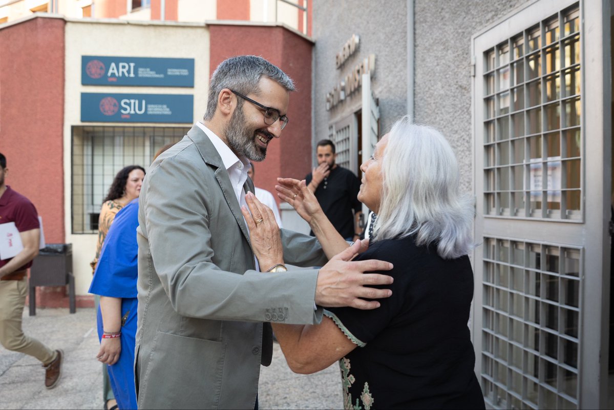 Lucassayala's tweet photo. Los socialistas construimos los cimientos de esta comunidad autónoma.

Hoy homenajeamos a quienes dieron un paso al frente cuando todo estaba por hacer.

Un legado que nos llena de orgullo y que nos impulsa a abrir una nueva etapa en la Región de Murcia.

#LoQueNosUne ❤️ https://t.co/LQR9XDKCur