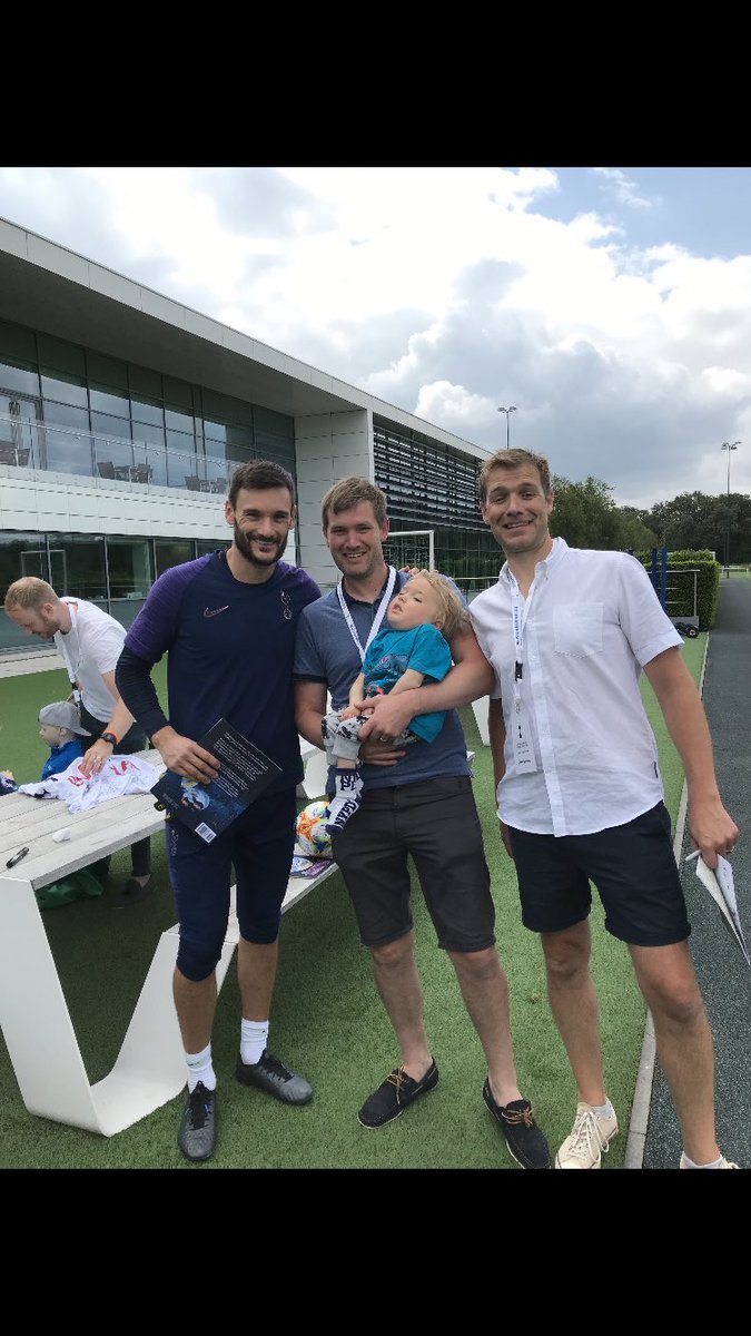 jacksonsprhero's tweet photo. Over the last few years my terminally ill son Jackson has had the pleasure of meeting so many cool people, but we still can’t get a follow, please help 😁 @HKane @ErikLamela @Sonny7 @dallaglio8 @LlorisMedia @Ben_Davies33 @LucasMoura7 
Hope you liked the Jackson superhero books 📚 https://t.co/XhXoeMMC0e