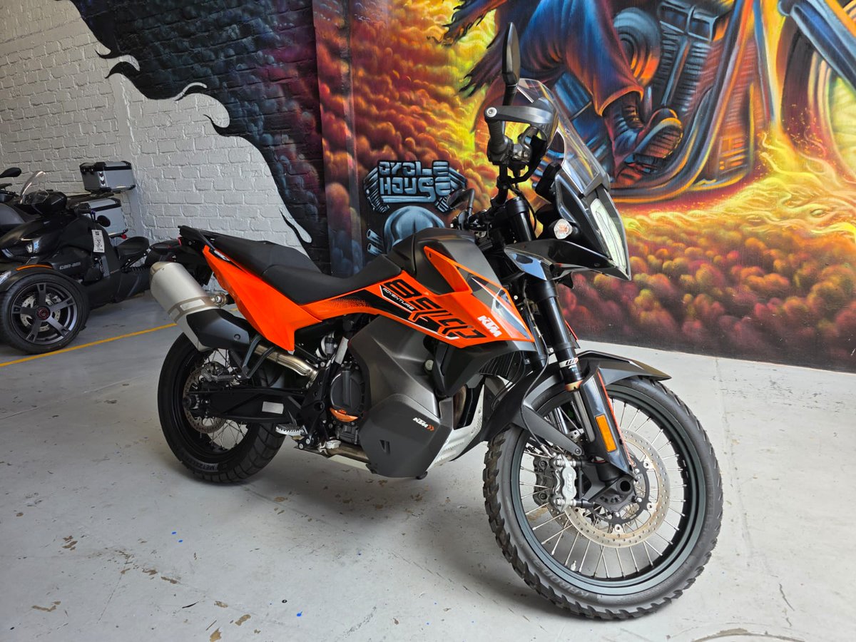 CyclehouseM's tweet photo. 💥💥‼️️️️️𝗗𝗜𝗦𝗣𝗢𝗡𝗜𝗕𝗟𝗘‼️💥💥

👔SE ACERCA EL DÍA DEL PADRE Y NOSOTROS TENEMOS EL REGALO PERFECTO...

✅️ KTM 890 ADVENTURE MODELO:2021 CON 12 MIL MILLAS EN $205,000 PESOS. 

📲:3321895732

‼️EN CYCLEHOUSE SEGUIMOS CON LOS DESCUENTOS‼️

📲:3321895732
#seguidores https://t.co/kKe3pmfYOv