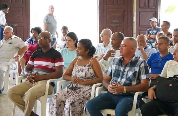 CitmaArtemisa's tweet photo. A pocas horas del 5 de junio, Artemisa celebró el acto provincial por el #DíaMundialDelMedioAmbiente Se agasajo a instituciones y personalidades y se hizo un llamado a impulsar las políticas ambientales desde la gobernanza en pos del desarrollo sostenible
#ArtemisaJuntosSomosMás https://t.co/3LE2XHUrTj