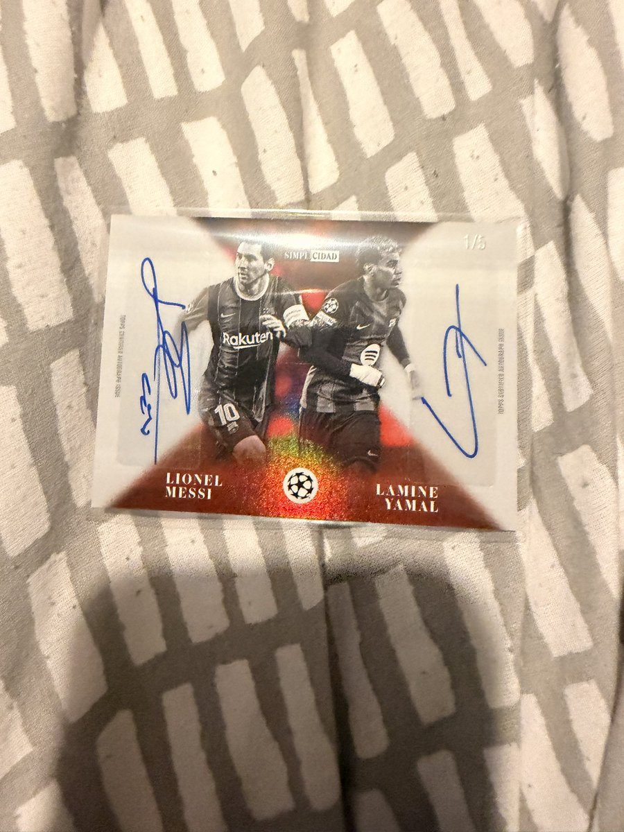 WillMay04_'s tweet photo. @miniminter @ZerkaaHD @Topps @Behzinga bro wtf do I even do, 1/5 😭😭😭 https://t.co/vzgBJNfzeJ
