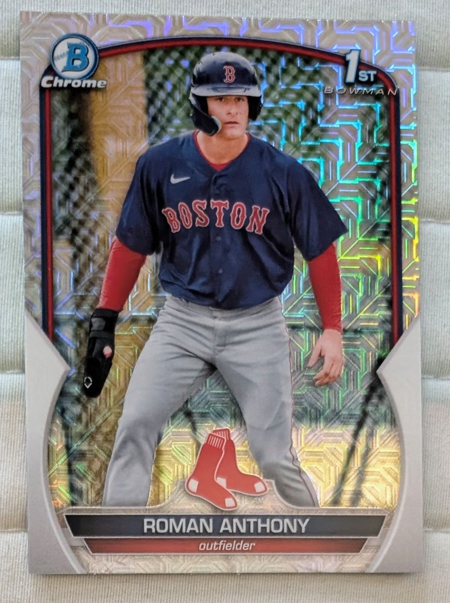 Brett2point0's tweet photo. @MeTylerG '23 Bowman 1st Roman Anthony RC Refractors:

Chrome Mega/Mojo👉$30/shipped 
Draft👉$8 PWE

...or bundle BOTH for just $36 flat https://t.co/PJLHmVtQF5