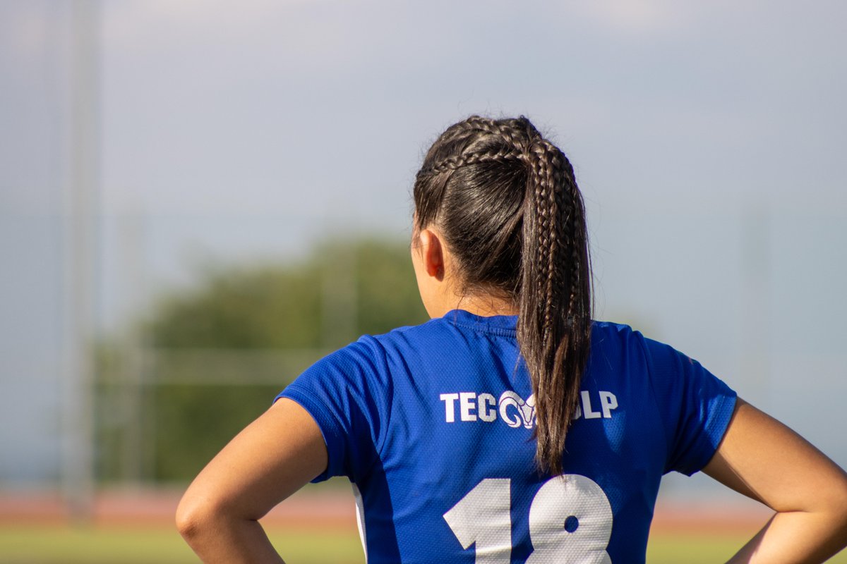 TECcampusSLP's tweet photo. Felicitamos a nuestra selección juvenil femenil por su destacada participación en el torneo de Ligape.⚽💙 Jugaron la gran final ante CECYTE SLP, demostraron  la constancia y disciplina de cada una de nuestras jugadoras 
#OrgulloBorrego https://t.co/B6BHPp51RU