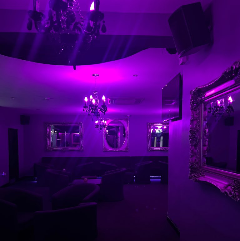 EnticeNorwich's tweet photo. Welcome to ENTICE ✨

Norwich Nightlife After Dark. 

Luxury interior, premium drinks, late nights and an atmosphere like no other. 

Open Wednesday - Saturday. 

#Norwich #NorwichNightLife #VIP #NorwichClubs #AfterDark #ENTICE https://t.co/w6rPGR4Vvw