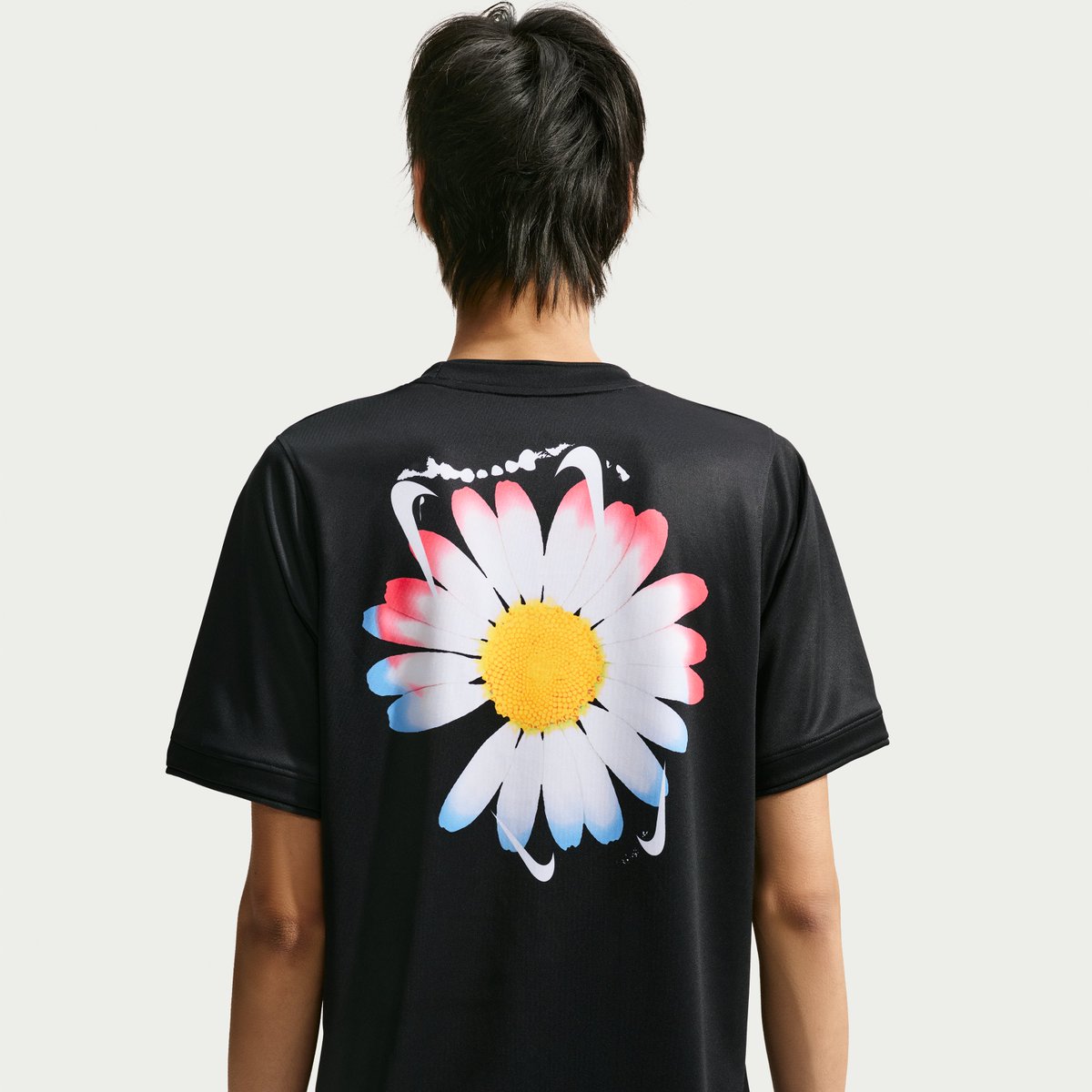 Tシャツ&アンセムジャケットのオフィシャル画像が公開 https://t.co 