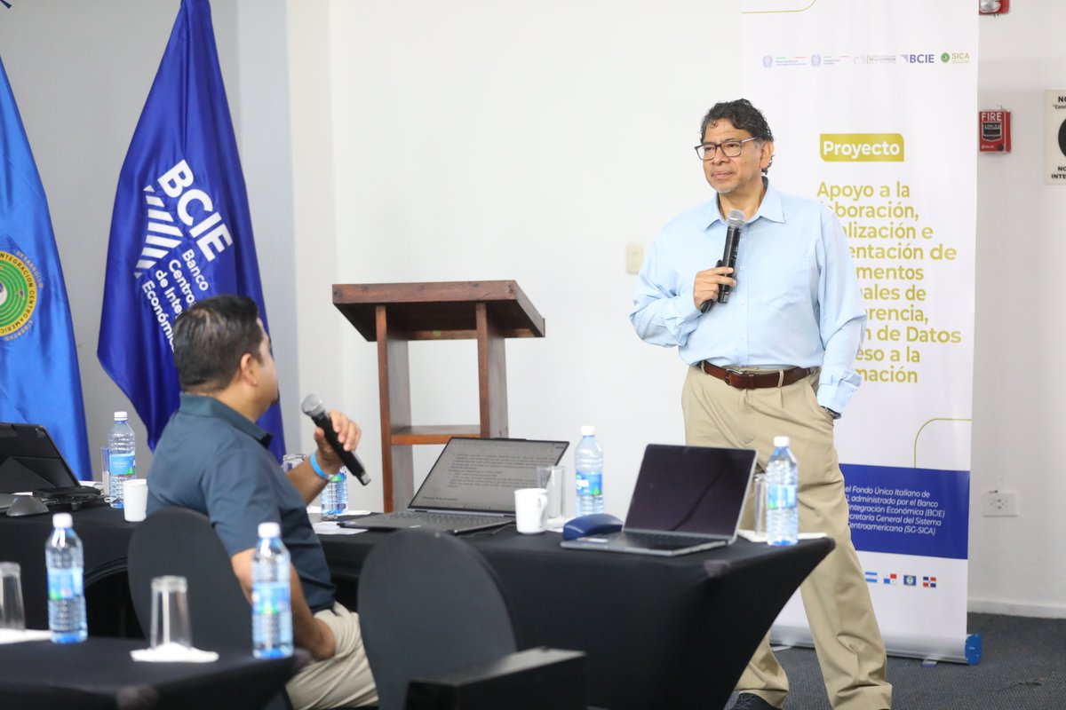 STMCOMMCASICA's tweet photo. La STM-COMMCA participa en el taller regional para la socialización y validación de sistemas de indicadores regionales de seguridad, un espacio de trabajo para fortalecer la generación y el uso de información que apoye la toma de decisiones en materia de seguridad democrática. https://t.co/gNwq2N1hyE