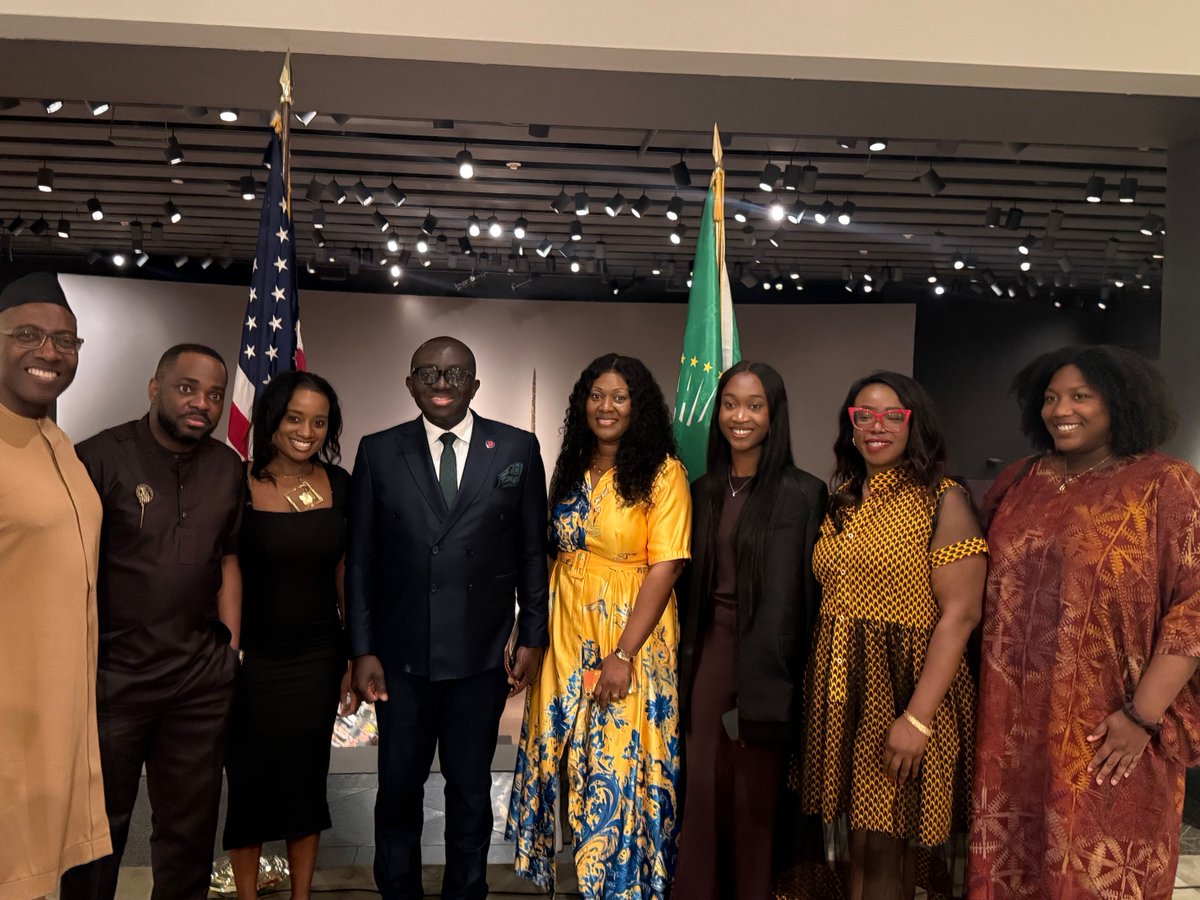 cybastion's tweet photo. In celebration of Africa Day, Cybastion joined ambassadors,  African and US officials, and African diaspora leaders at a Jun. 3 event at the @si_africanart in Washington, DC.  

The event was hosted by African Diplomatic Corps and the @AfricanUnion_US . https://t.co/AUOn1qe8Cz
