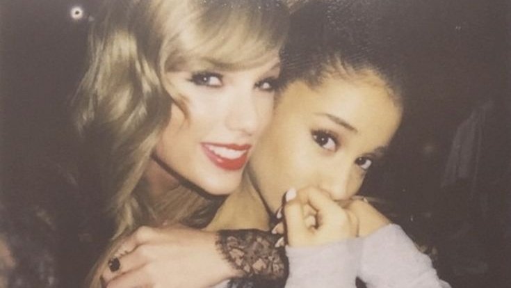 baby_eternally_'s tweet photo. 🚨Arianators sister fandoms:
1. Swifties (NEW)
2. Eyelashes (=)
3. Livies (+2)
4. Blinks (=)
5. Barbz (OUT) https://t.co/QeBj5zTTMW