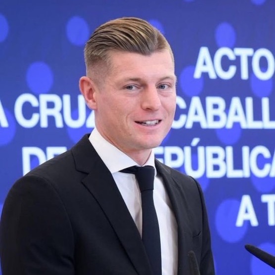 MadridXtra's tweet photo. 🚨🚨 BREAKING: Enrique Riquelme is trying to take TONI KROOS for his project. @COPE https://t.co/gsHK0x2Oq7