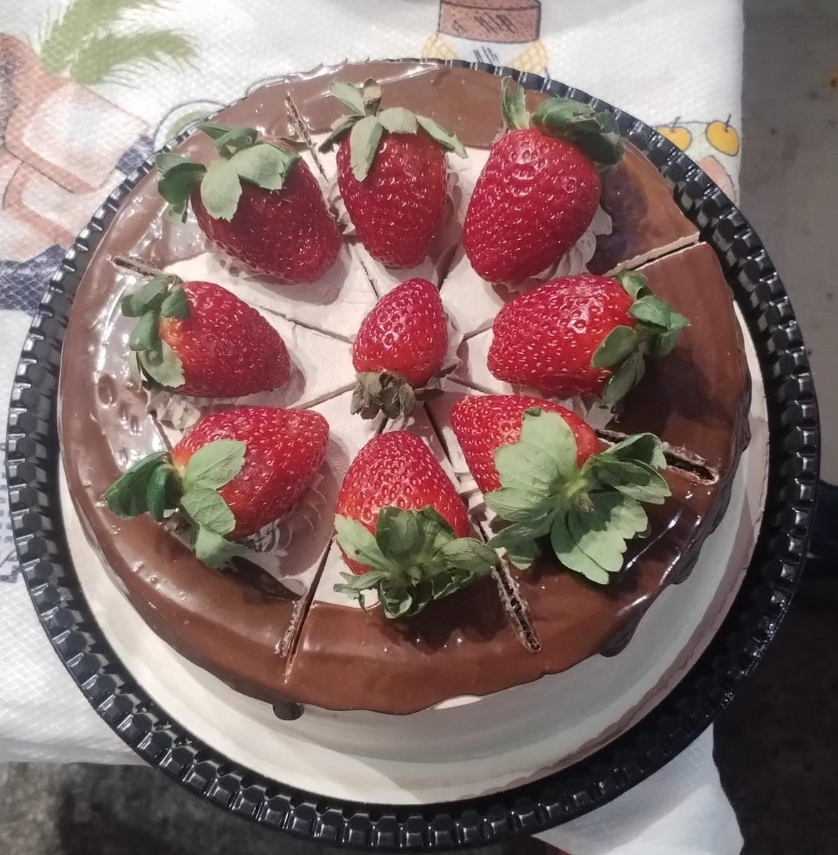 tfmbarbie's tweet photo. A espera acabou! 💖

No dia 06/06, a partir das 18:00, estaremos na Estação de Oswaldo Cruz com fatias deliciosas para adoçar a sua noite! 😍

🍓 Chocolate com Morango
🍫 Ninho com Nutella

💰 Apenas R$ 15,00 cada fatia

Chame os amigos, a família e venha garantir a sua fatia https://t.co/ozGBoF5NCV