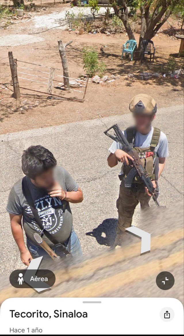 equis727's tweet photo. No es ni Haití ni Libia donde es normal ver civiles armados o milicias informales en las calles es Sinaloa México. 

📍(25.012479, - 107.325976)
Cortesía de @crux1469 https://t.co/mCy7tzgV44