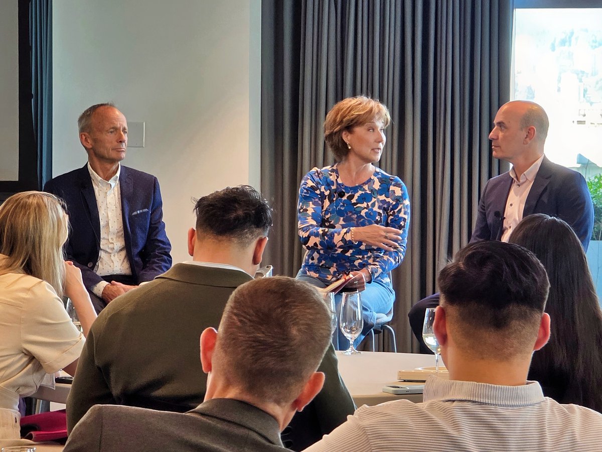 banffforum's tweet photo. On Tuesday #BanffForum brought our community together in Vancouver for a discussion on the future of BC politics. Thanks to @christyclarkbc, @nathancullen &amp; @Stockwell_Day for a great conversation that highlighted the value of respectful dialogue across political perspectives. https://t.co/U3XZWPBLqd