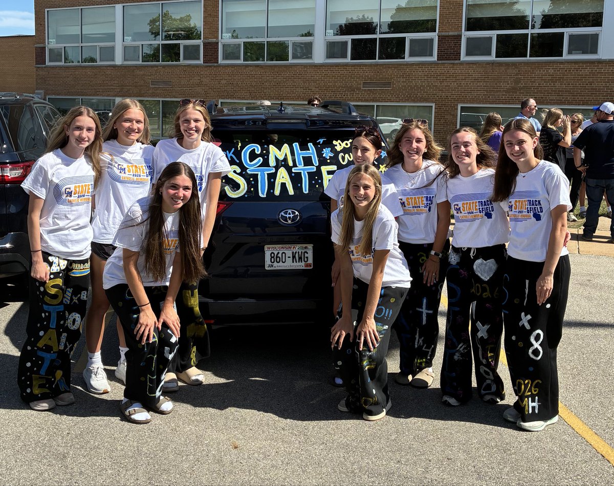 CMHGirlsTrack's tweet photo. Off to La Crosse! Good luck at STATE Crusaders!! 👏👏🏃‍♀️🏃‍♀️🏃‍♂️🏃‍♂️ https://t.co/69b16ndIfC