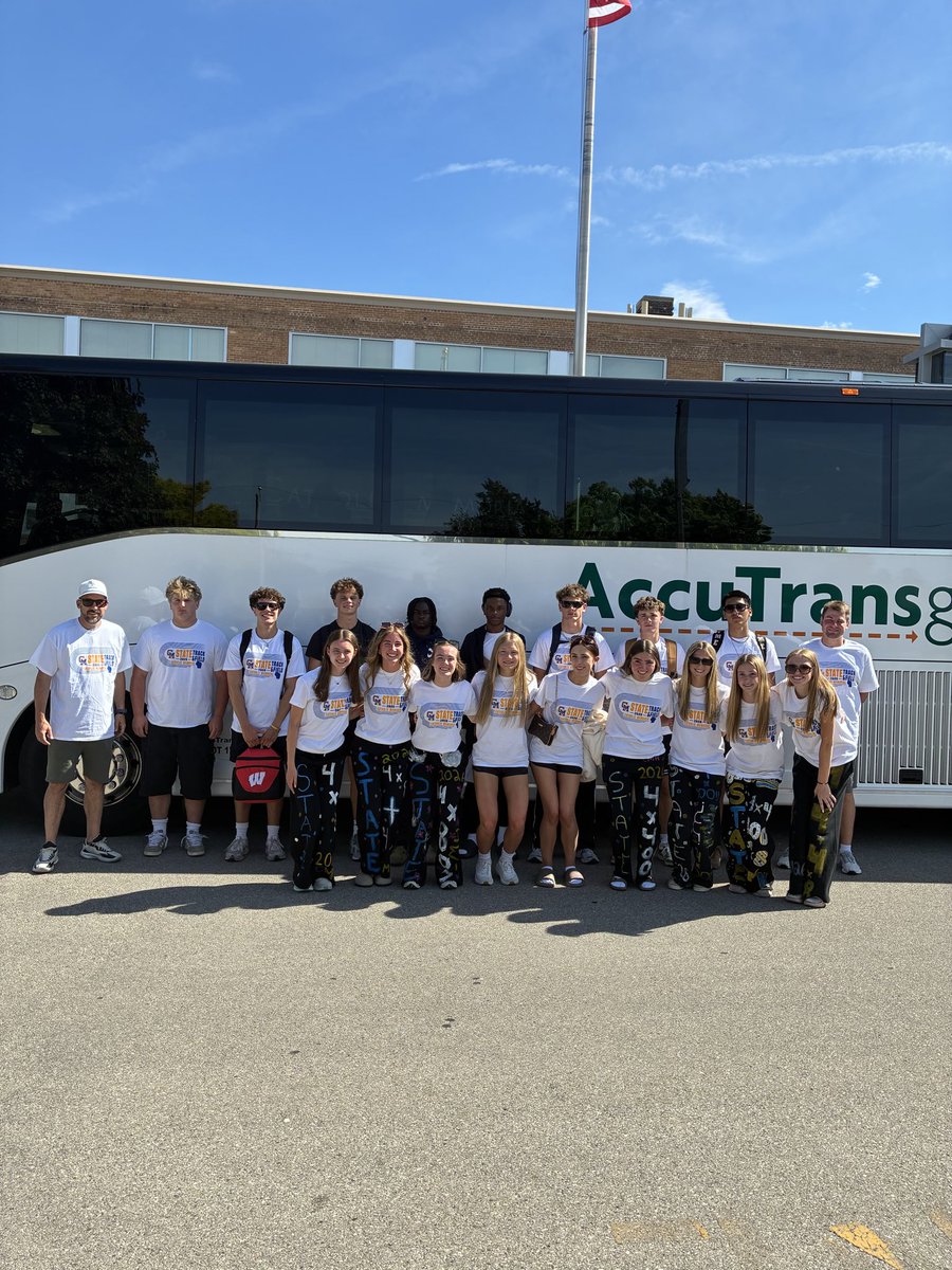 CMHGirlsTrack's tweet photo. Off to La Crosse! Good luck at STATE Crusaders!! 👏👏🏃‍♀️🏃‍♀️🏃‍♂️🏃‍♂️ https://t.co/69b16ndIfC