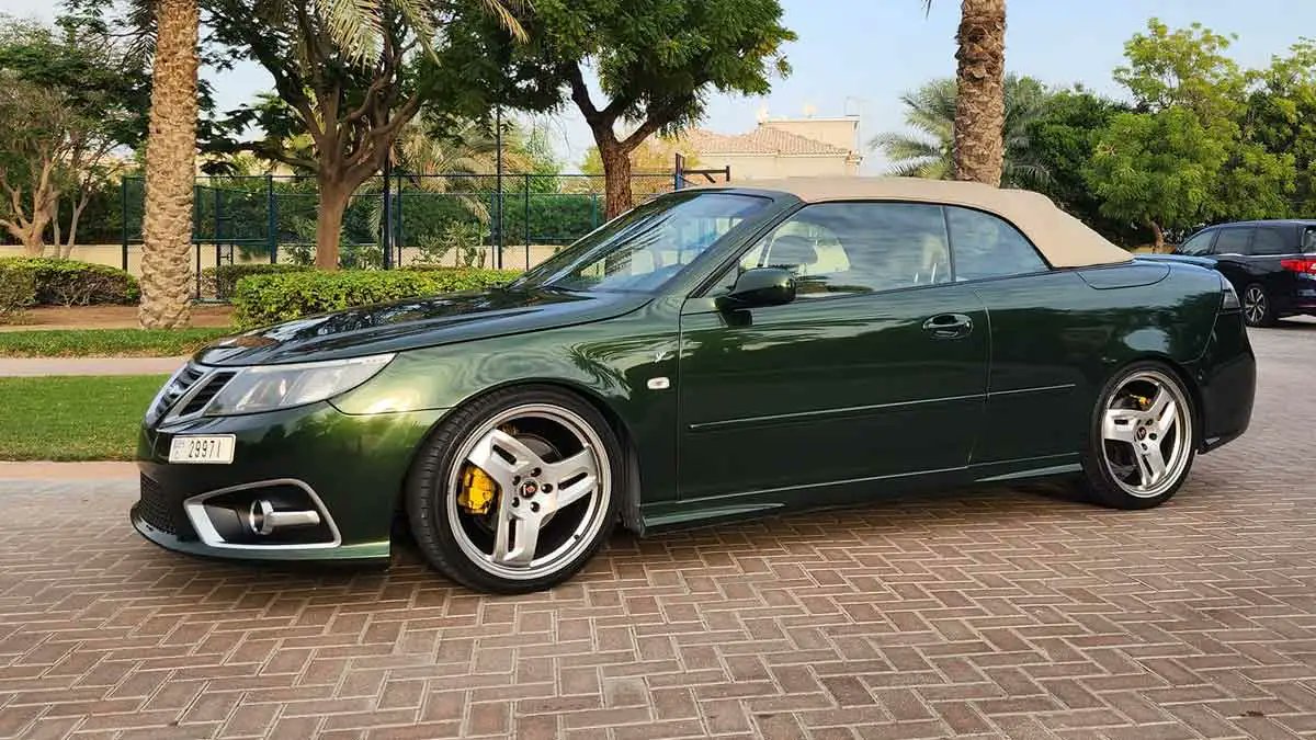 SaabPlanet's tweet photo. A Unique Roland Garros-Inspired Saab 9-3 2.0T - https://t.co/VWlkp5vqzH https://t.co/E4jrS17Ujc