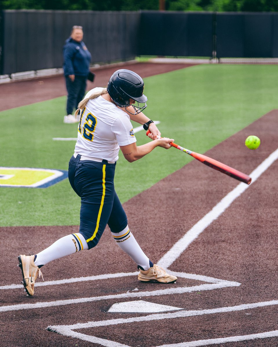 ETSUSoftball's tweet photo. Payton Moore - the 2026 team leader in home runs (10), extra-base hits (17), total bases (80) and slugging % (.576)✨

#GoBucs | #DEEP⚓️ https://t.co/zDf3itt5OQ