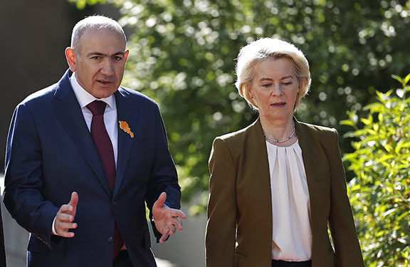 Asbarez's tweet photo. European Commission President Ursula von der Leyen on Thursday announced a new European Union support package for #Armenia, reportedly worth 50 million euros, in response to what she described as Russia’s “economic coercion” through trade restrictions targeting Armenian exports. https://t.co/CCjrD5NW7m