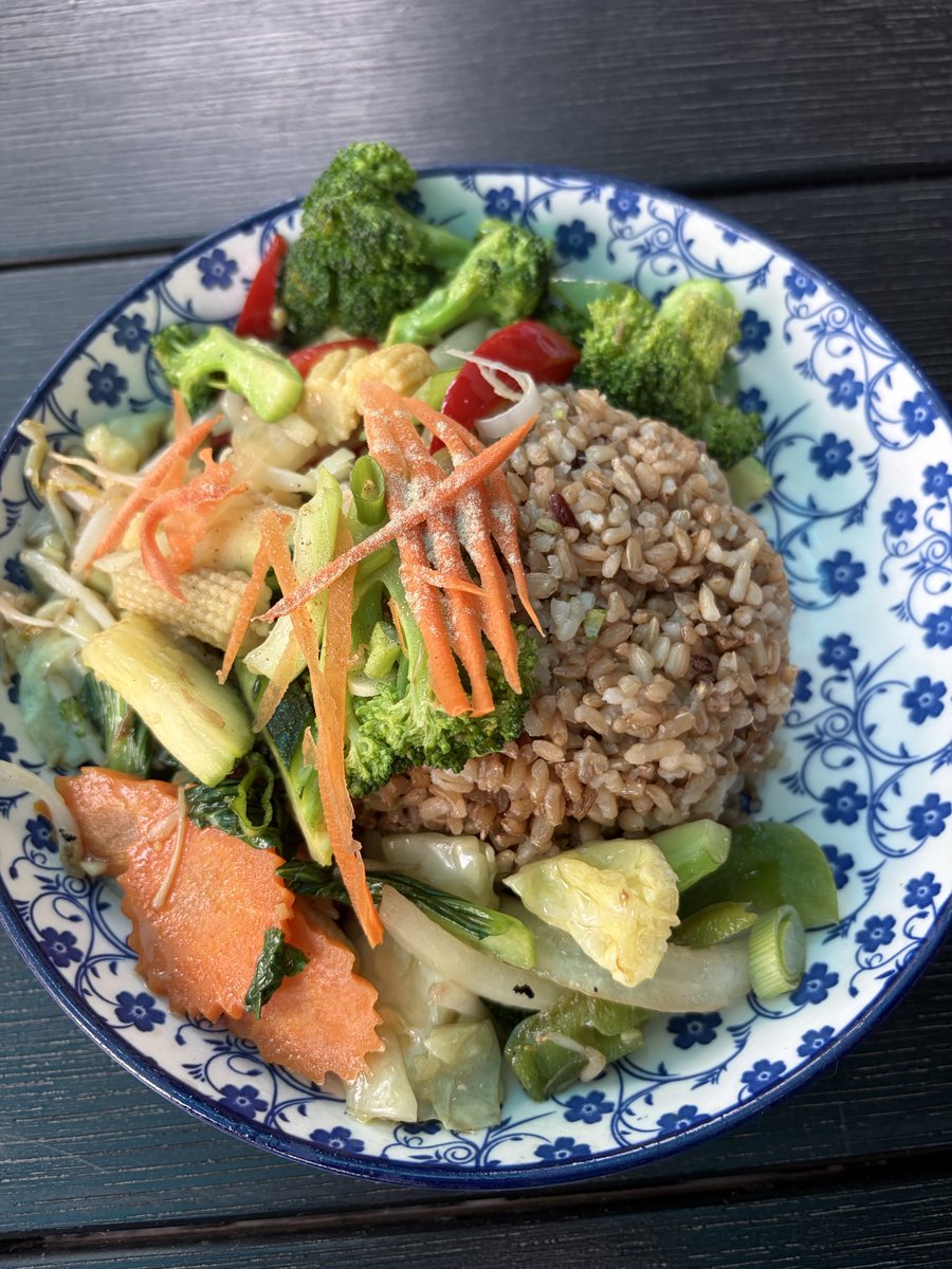 rowforfun's tweet photo. @bakrantz @carsonight @drterrysimpson Maybe you can do that. Others can’t … GLP-1s interact directly with receptors in the brain to reduce appetite, slow stomach emptying, and eliminate the constant, obsessive thoughts about food often called "food noise" https://t.co/djphrsnoqz