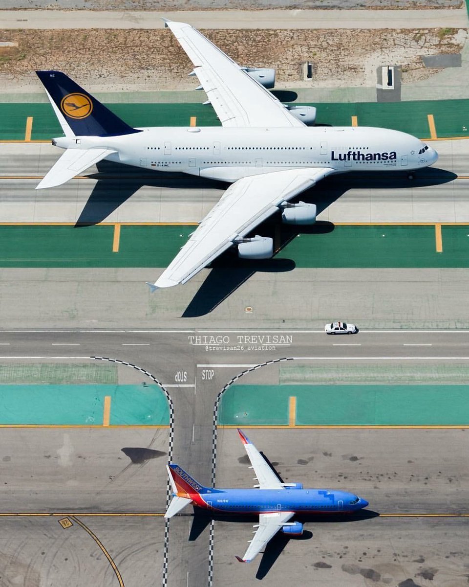 planesanity's tweet photo. Perspective https://t.co/ybYjWawuYA