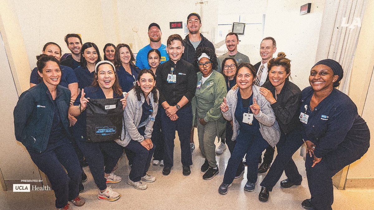 ChargersCR's tweet photo. all love 🫶

we pulled up to the @UCLAHealth Santa Monica Medical Center to show love to the patients + our healthcare heroes https://t.co/HxiLyu9qhE