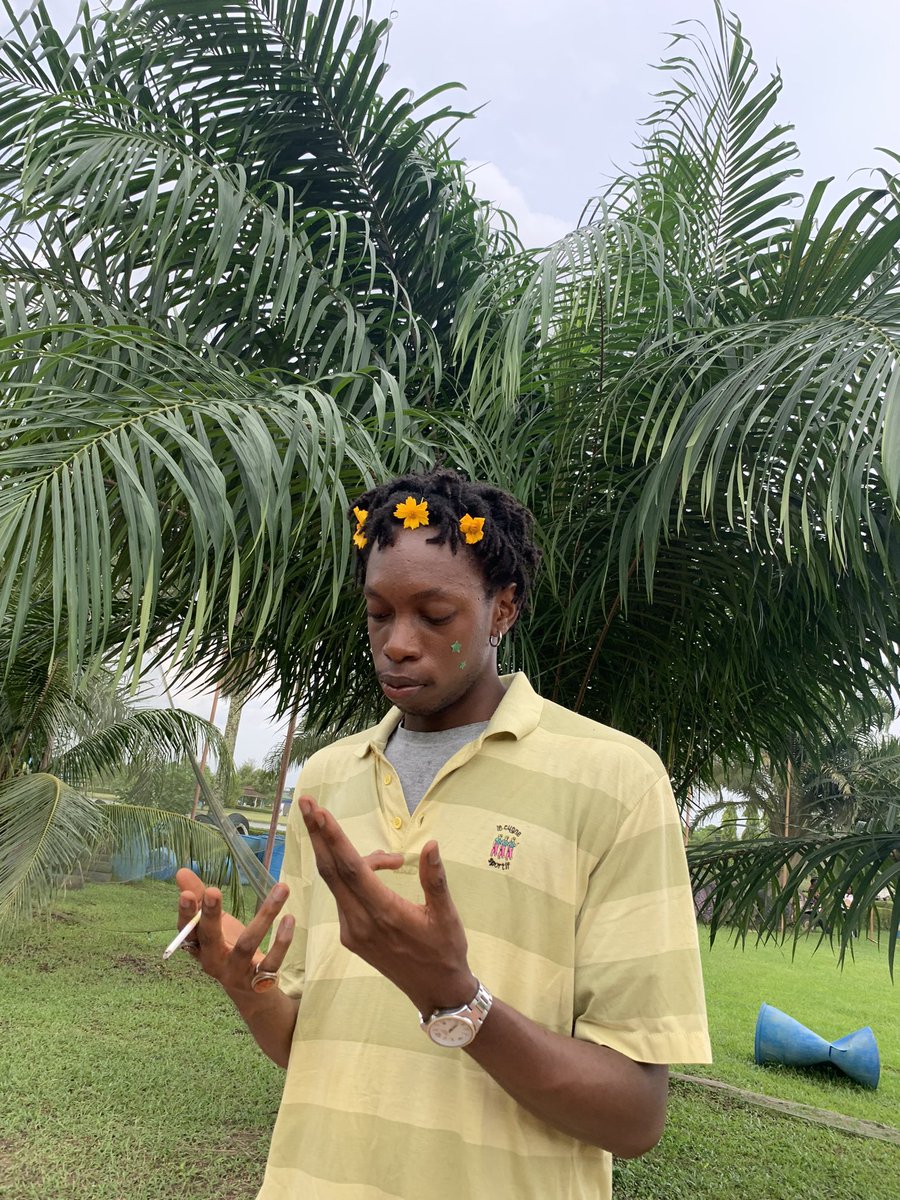 sknnymusic's tweet photo. flower boy like igor https://t.co/sjdJfiP0hs