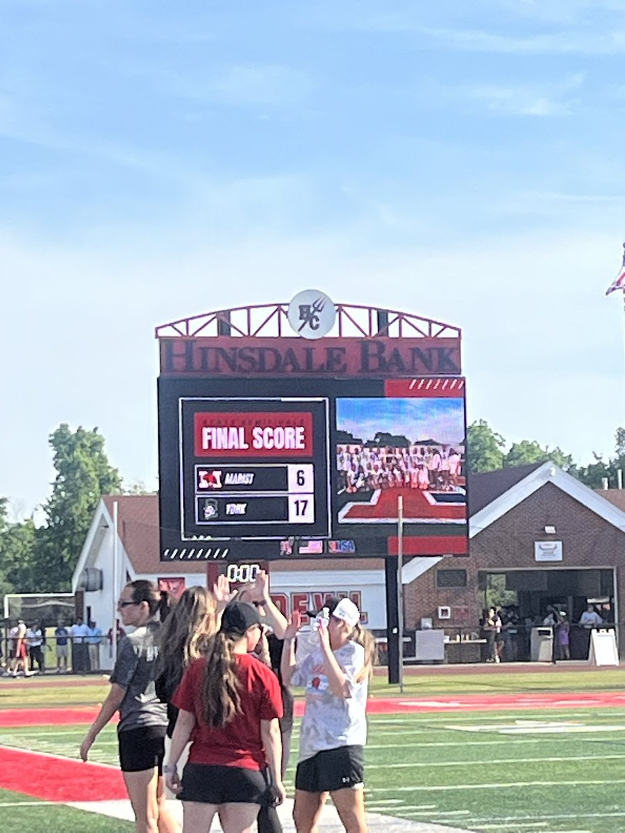 YorkAthletics's tweet photo. 🏆 Girls Lacrosse is headed to the Championship Game! The Dukes defeated Marist 17-6 in the State Semifinals and will play for the title on Saturday at noon at Hinsdale Central against Loyola. One more game—let’s go, Dukes! 💚🥍 #YorkPride #StateFinals https://t.co/lMEvyOwHzo
