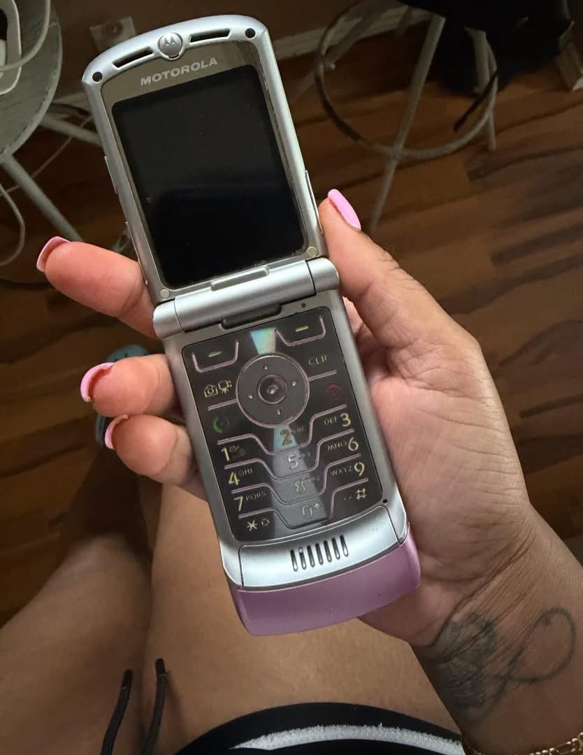 layxsnv's tweet photo. Omggg do yall remember these 😭🤣 https://t.co/bislbjfHV1