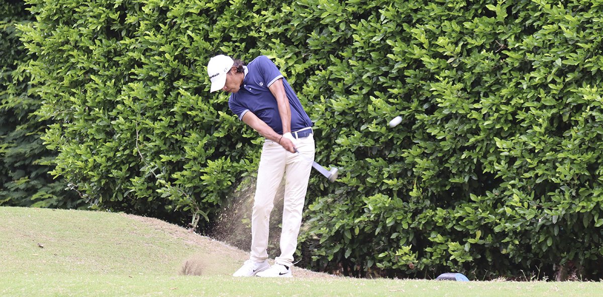Fedegolf's tweet photo. 🔥Con cinco bajo par, ‘Caliche’ Rodríguez comanda en Farallones la Parada de la #GiraNacionalMidAm🏌️‍♂️🇨🇴: https://t.co/TBKHIiXerZ https://t.co/kyY1DixsM5