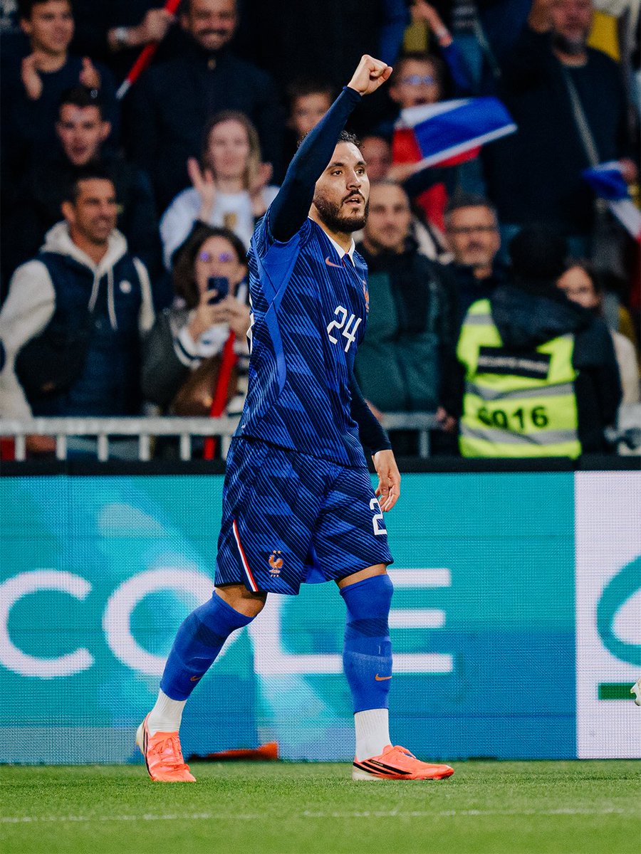 geglobo's tweet photo. Favoritos? Cherki diz como a França chega à Copa: "Para esmagar todo mundo"

➡️ https://t.co/h2igXcPEq8

📸 França https://t.co/ZO7G4xqWGr