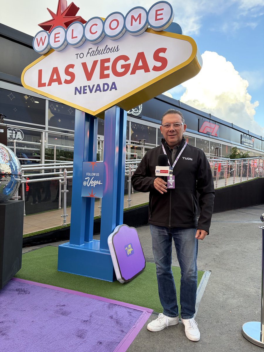 ElPitWall's tweet photo. @F1LasVegas extendió su contrato con la #F1. A partir de este año estará en el calendario por once años más.
Habrá #LasVegasGP al menos hasta el 2037.
#Fabulous #LasVegas https://t.co/D4T9CL8D3G