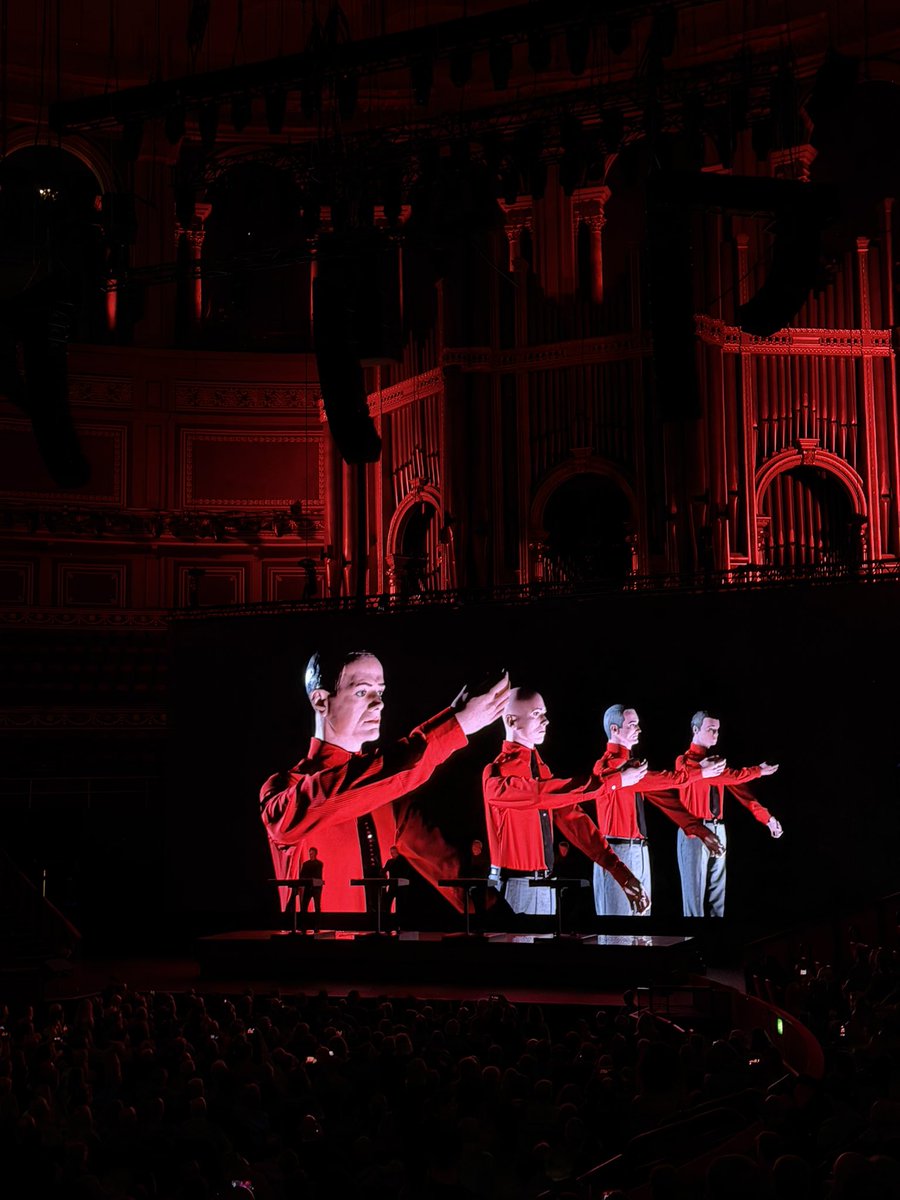 marcooth's tweet photo. Kraftwerk https://t.co/BSPxdND6tW