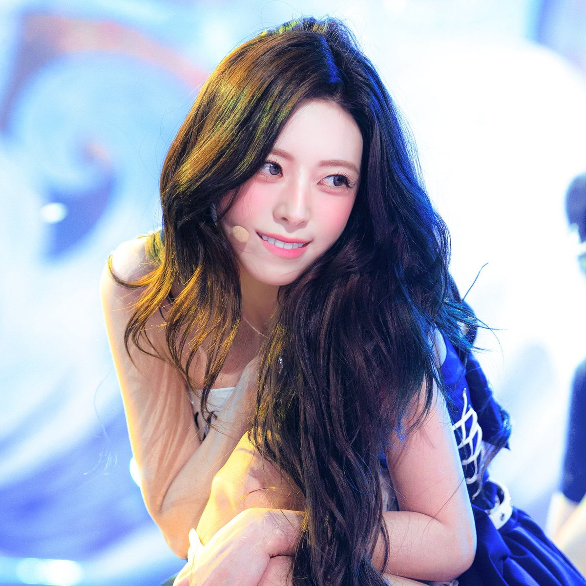 yunaloira's tweet photo. surreal https://t.co/nmICtpEv2O