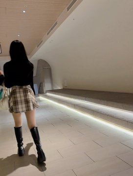 Derickpsq's tweet photo. どん！！男の娘の後ろ姿です！笑 https://t.co/sufCN7JOSD