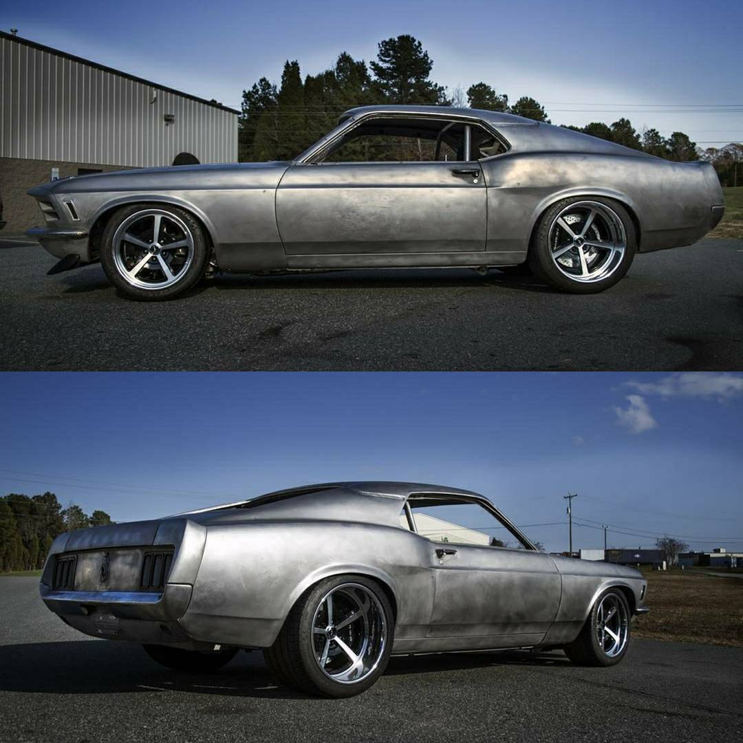 CaitlinHershey's tweet photo. 1960s soul
Modern performance
Pure aggression
This isn't just a car it's a statement
#MustangFastback #AmericanMuscle #RestomodNation #CarLifestyle #DreamCar https://t.co/wBQUEWXbZg