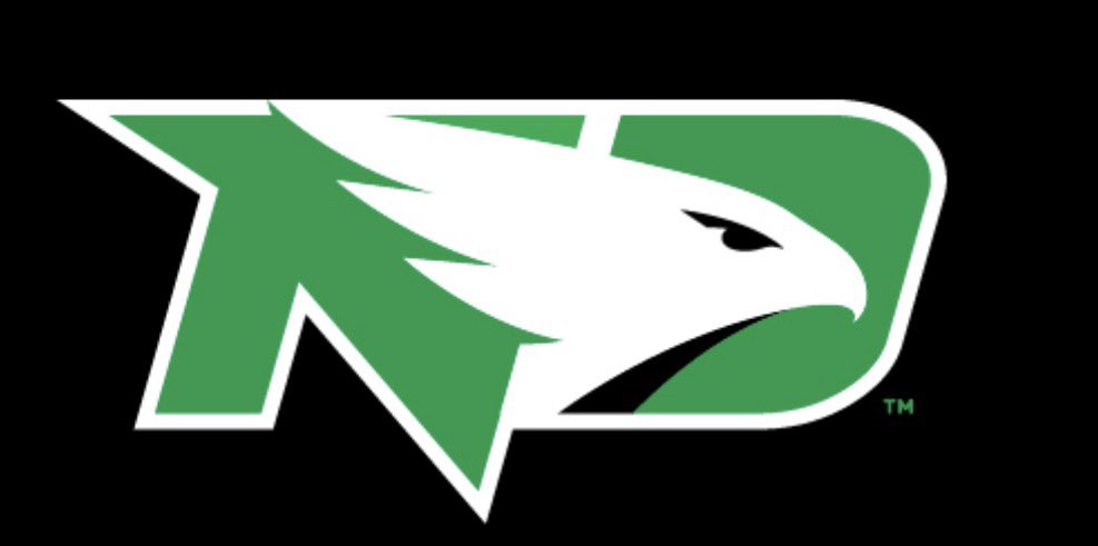 brylandalexan9r's tweet photo. Blessed to receive my 3rd Division I offer from the University of North Dakota after a great camp! Thank you to the coaching staff for believing in me. AGTG! 🙏🏾💚 @KeithUrban @Kstaff07 @ChuckTrained @gahannafootball @Hopefitness_ https://t.co/cEUjsZd7ri