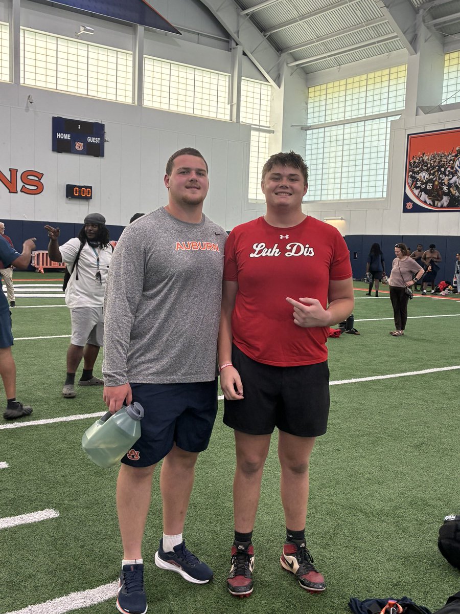 JCSlaughter77's tweet photo. Had another good day at @AuburnFootball OL/DL camp. Thanks again to all the coaches and players who helped out and gave advice. 
@MorganCounty_FB @MocoRecruiting @CoachHoodie @KailEllis78 @RecruitGeorgia https://t.co/aF72K6jes7