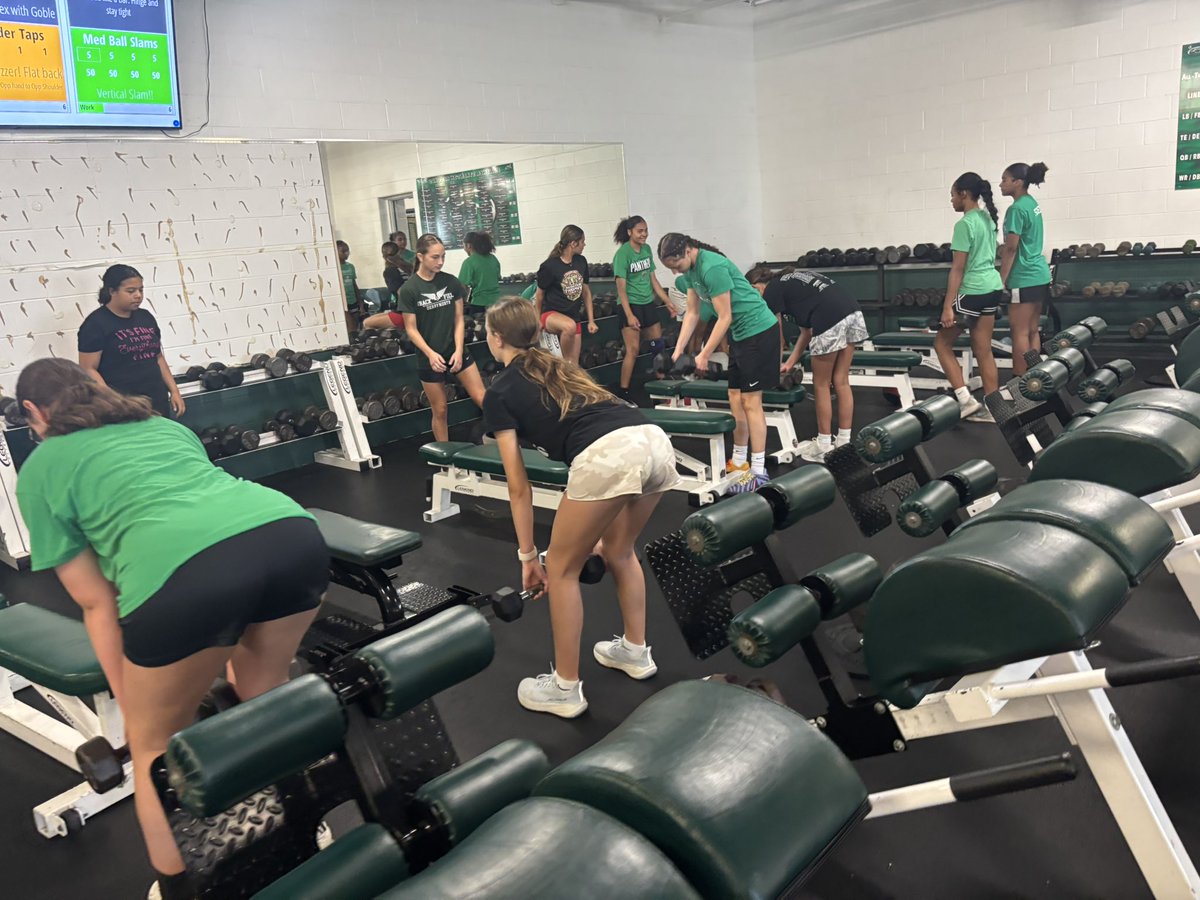 CoachChad5's tweet photo. What a fun day, we got so much better. Thanks, @CoachDerekGoble and @CoachZachHaynes, for your incredible work in the weight room. Also, to my new staff, thank you for working so hard for our girls this week. https://t.co/bWoO1nrQXE