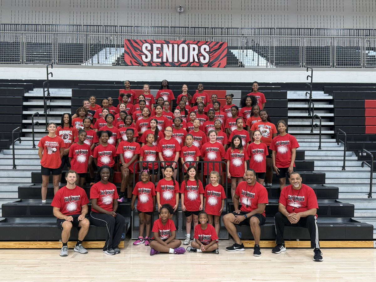 braswell_gbball's tweet photo. This week’s camp owes us nothing!

That’s it, that’s all! 

Parents, THANK YOU!

#1ockedin ❤️🖤 https://t.co/5HfcKCjWZr