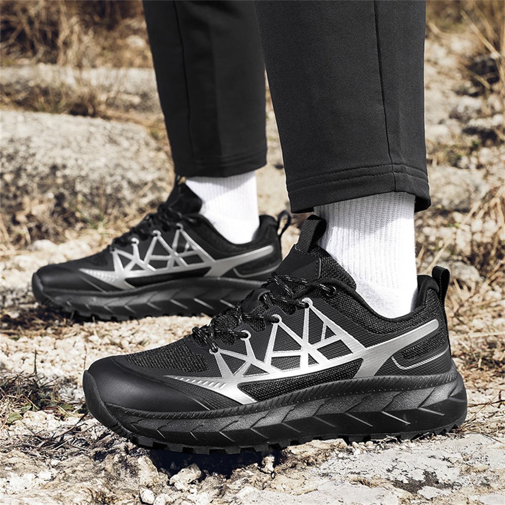 sophie_co_ke's tweet photo. Give your feet the space they deserve! These wide toe sneakers provide breathable comfort, lightweight support, and all-day wearability for work, walking, and outdoor adventures.