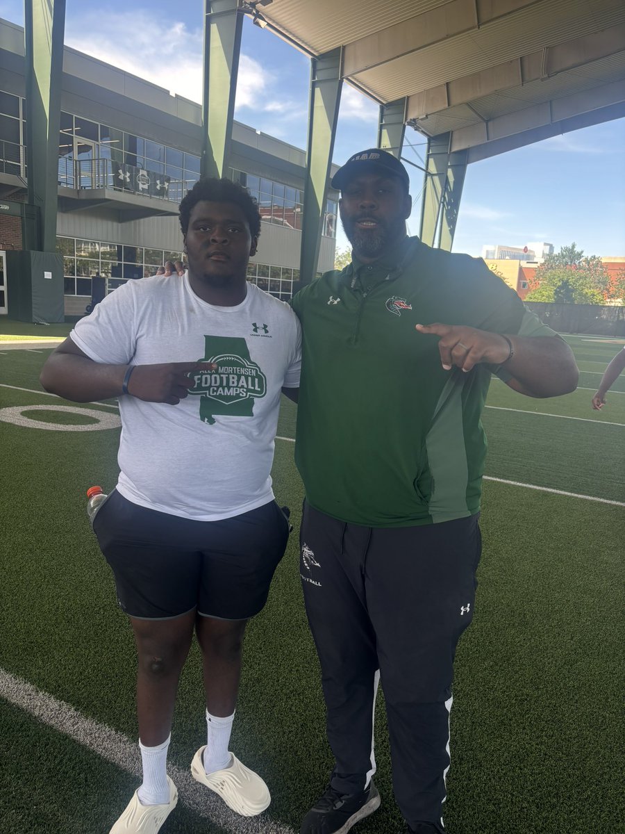 phillip_brown76's tweet photo. Had a great camp @UAB_FB I wanted to thank @CoachMMcCants @CoachGSteele for having me out. https://t.co/SPZAqDfa8F