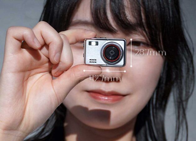 CAMEOTAcom's tweet photo. 指でつまめる超小型デジカメ「Rough Mini Camera」発売。31gの軽量ボディ 
https://t.co/gDLl0r65cu
#その他 https://t.co/yxxsuhymrE
