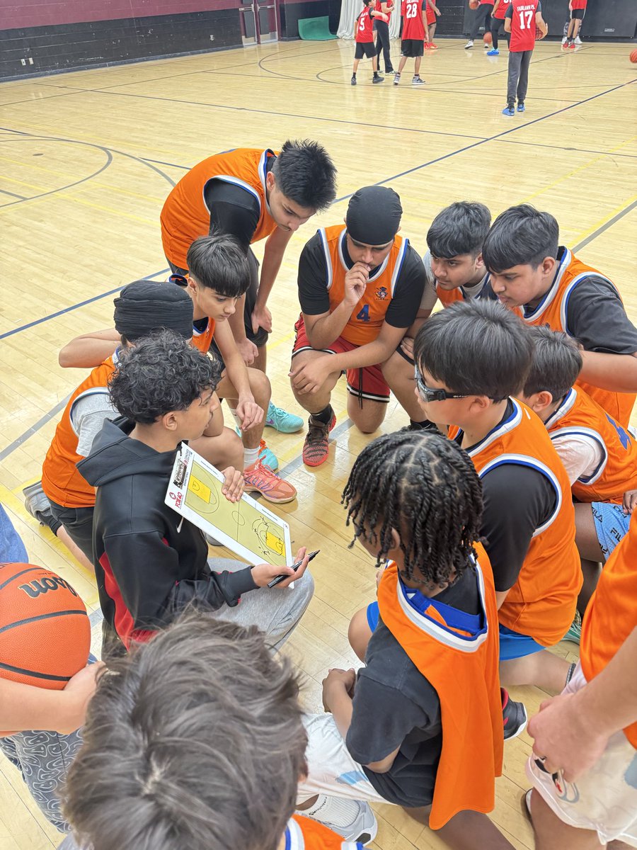 Ms_Misic's tweet photo. This was our season! 🏀 @rjlee_ps https://t.co/uXJVYpMG1M