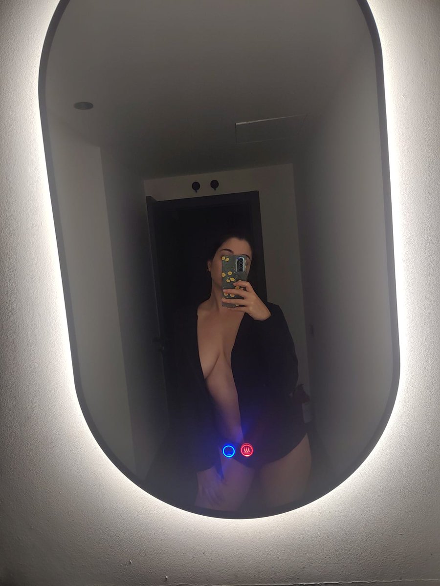 AlexTeasse's tweet photo. Alguna toro sabroso y vergon que nos domine a mi y a mi novio? En morelos, #felizjueves manda DM
#BDSM
#Couple https://t.co/JUlXYmk1Uy