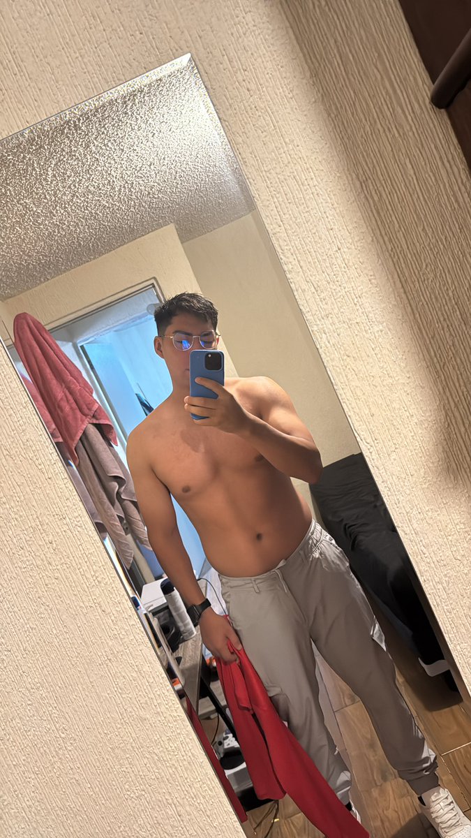 SingleAPlan's tweet photo. @swvecinillos @pareja000000000 Hola chicos buenas tardes , single a disposición 🔥🫶🏼✨ https://t.co/yvIaztt3Fl
