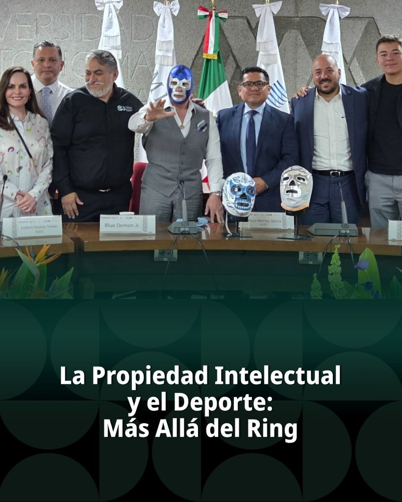 IMPI_Mexico's tweet photo. En el curso de verano de la @WIPO sobre “La Propiedad Intelectual y el Deporte”, se llevó a cabo la sesión “Lucha Libre: Más allá del Ring”, un espacio dedicado a reflexionar sobre la protección de la lucha libre mexicana, patrimonio cultural intangible.
En esta conversación se abordó la importancia de proteger elementos como nombres, personajes y máscaras dentro de este emblemático espectáculo, y contó con la participación especial de Blue Demon Jr., quien compartió su experiencia desde el ámbito profesional, enriqueciendo el diálogo sobre el valor de la #PI en la lucha libre.